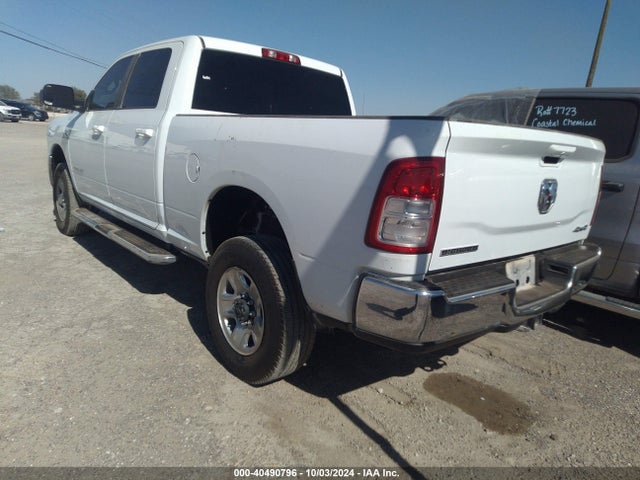3C6UR5DL7NG436718 RAM 2500 Big Horn  4x4 6'4 Box