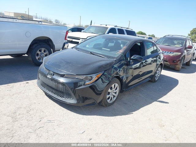 Toyota COROLLA LE 2022 5YFEPMAE1NP308746 Image 2