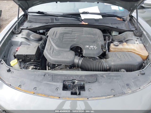 2C3CDXHGXKH678060 Dodge Charger Gt Rwd