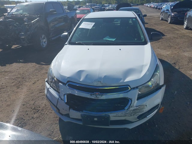 1G1PA5SG7F7125315 Chevrolet Cruze Ls Auto