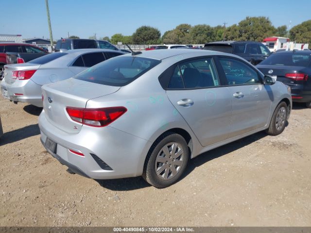 3KPA24AD3ME367401 KIA RIO S