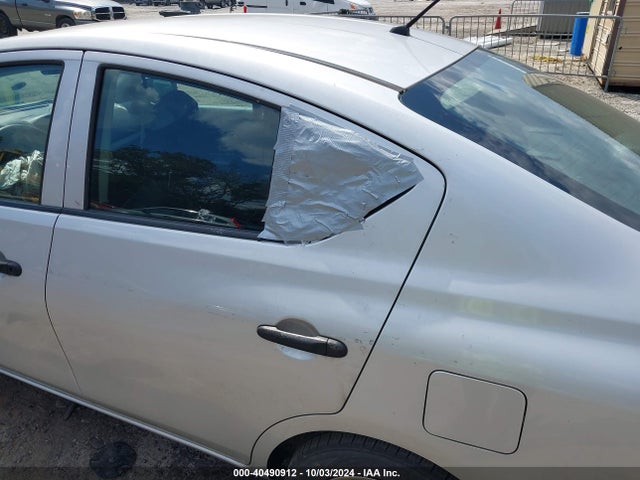 Nissan Versa 1.6 S 2017 3N1CN7AP0HL881691 Image 6