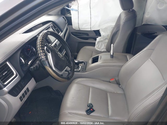 Toyota Highlander Xle V6 2016 5TDJKRFH6GS333391 Image 8