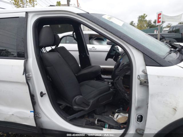 1FM5K8AR9HGB00625 Ford Utility Police Interceptor