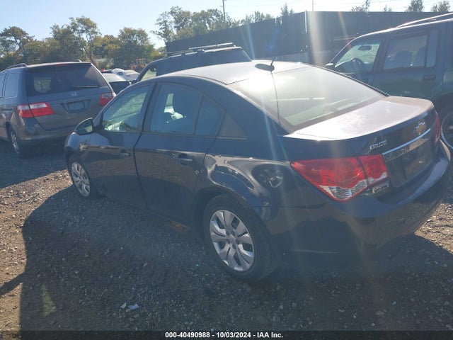 1G1PA5SG7F7227262 Chevrolet Cruze Ls Auto
