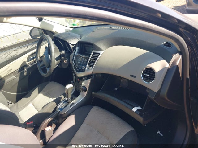 1G1PA5SG7F7227262 Chevrolet Cruze Ls Auto