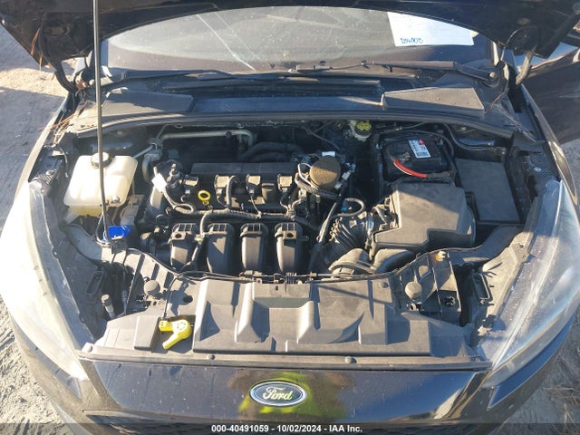 Ford FOCUS SE 2016 1FADP3K29GL296910 Image 10