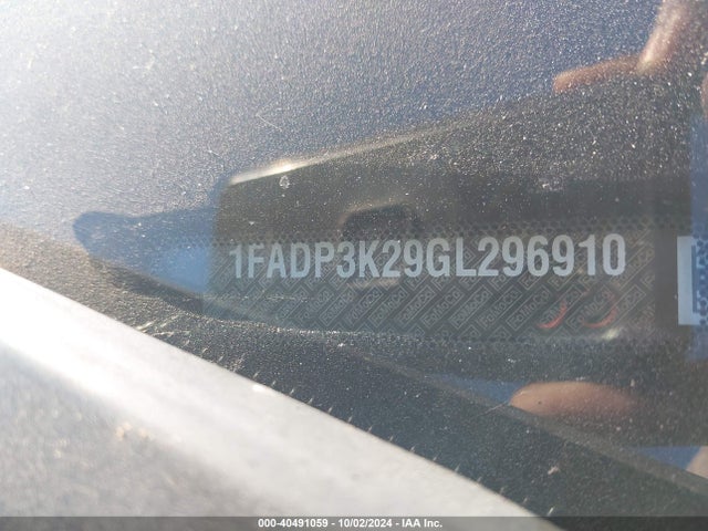 Ford FOCUS SE 2016 1FADP3K29GL296910 Image 9