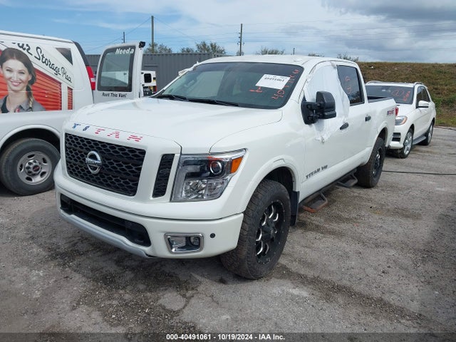 Nissan Titan Pro-4x 2019 1N6AA1E57KN531050 Image 2