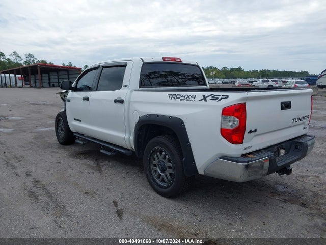 5TFDW5F12KX816523 Toyota Tundra Sr5 5.7l V8