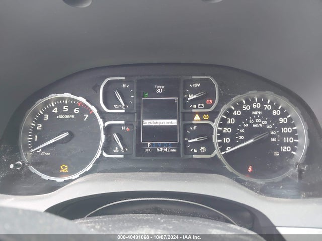 5TFDW5F12KX816523 Toyota Tundra Sr5 5.7l V8