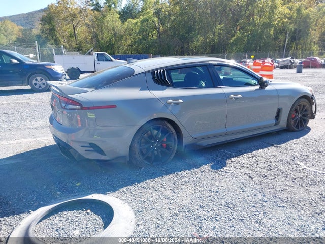 KNAE55LC8N6105316 KIA Stinger Gt2