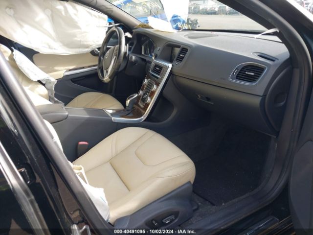 YV149MFM4F2336363 Volvo S60 T6 Drive-e Platinum