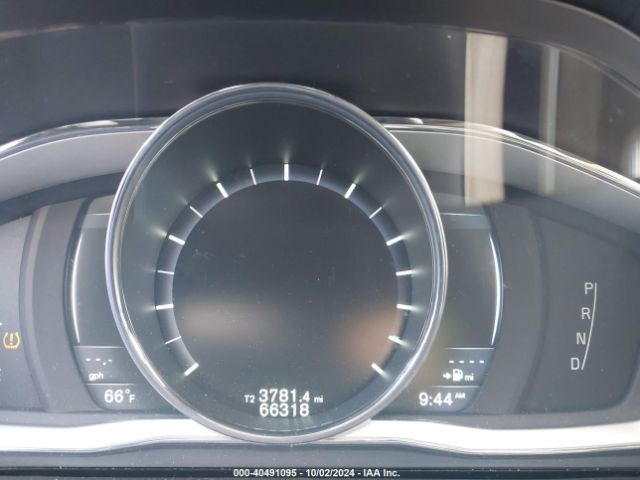 YV149MFM4F2336363 Volvo S60 T6 Drive-e Platinum