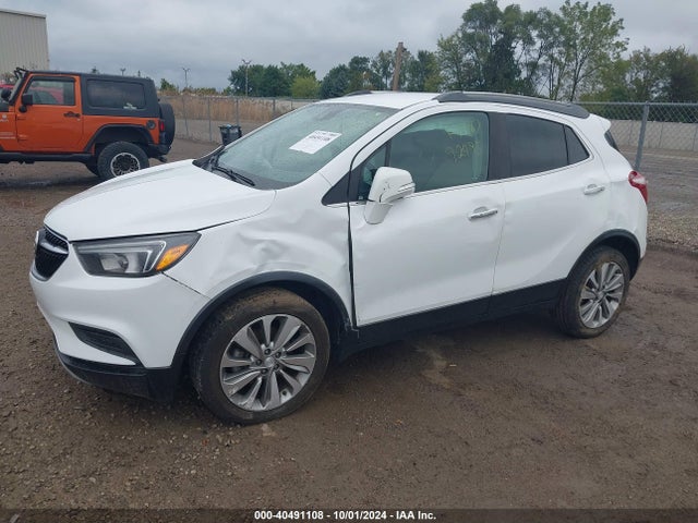 Buick Encore Preferred 2018 KL4CJASB2JB516391 Image 2