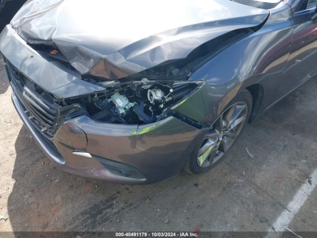 3MZBN1W34JM186283 Mazda Mazda3 Grand Touring