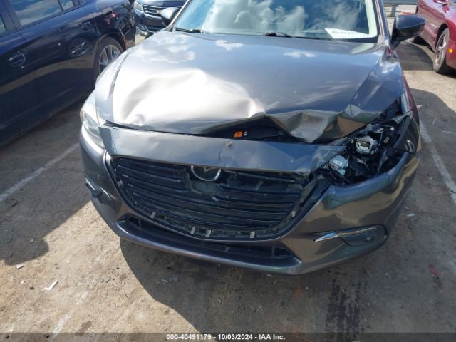 3MZBN1W34JM186283 Mazda Mazda3 Grand Touring