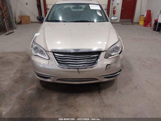 1C3CCBCG6EN135698 Chrysler 200 Limited