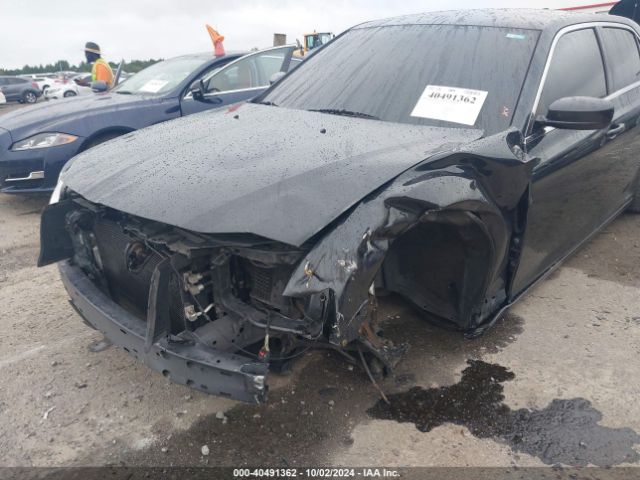 2C3CCAAG7FH803158 Chrysler 300 Limited
