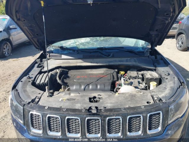 3C4NJDBBXJT270947 Jeep Compass Latitude 4x4