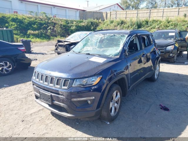 3C4NJDBBXJT270947 Jeep Compass Latitude 4x4