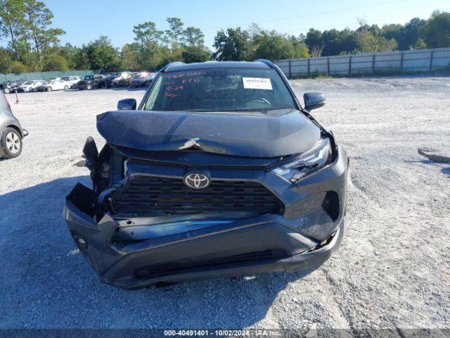 2T3C1RFV8PW243806 Toyota Rav4 Xle Premium