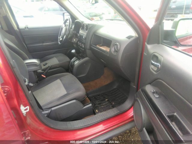 1C4NJRFB4HD144512 Jeep Patriot Latitude 4x4