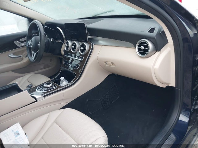 55SWF8EB4KU315081 Mercedes-Benz C 300 4matic