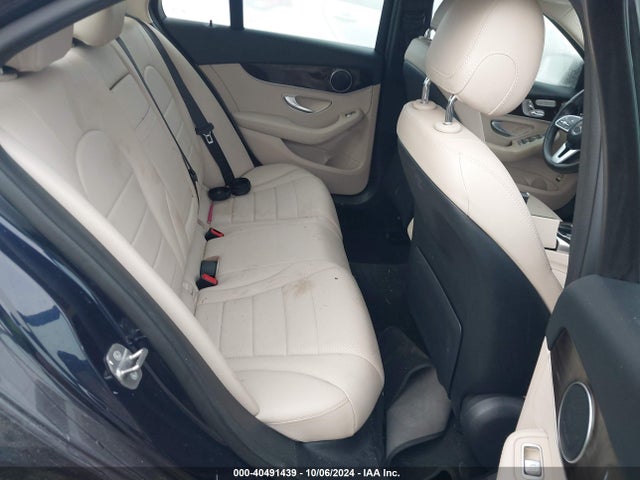 55SWF8EB4KU315081 Mercedes-Benz C 300 4matic