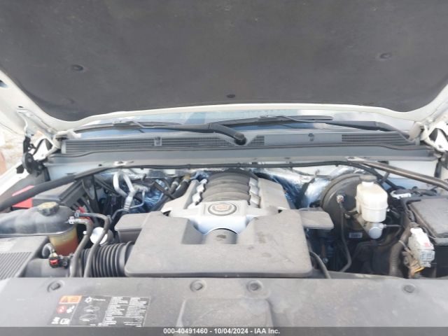 1GYS3BKJ1FR205780 Cadillac Escalade Luxury