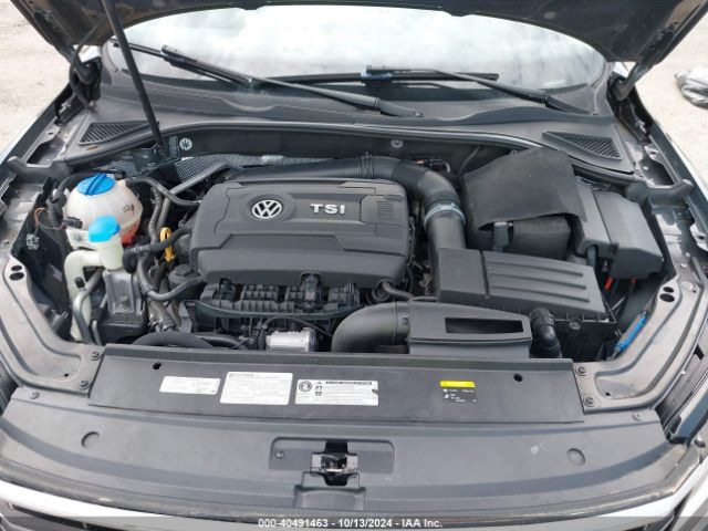 1VWDT7A35HC030080 Volkswagen Passat 1.8t R-line
