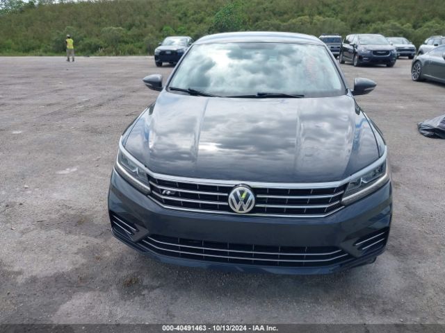 1VWDT7A35HC030080 Volkswagen Passat 1.8t R-line