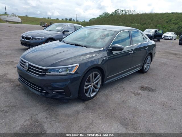 1VWDT7A35HC030080 Volkswagen Passat 1.8t R-line