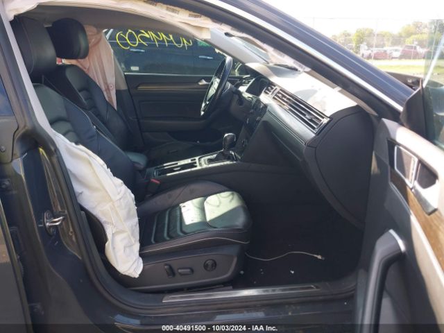 2020 VOLKSWAGEN ARTEON WVWCR7AN7LE017097 Photo 4