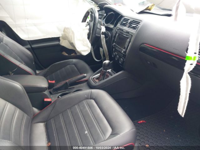 3VW4S7AJ8FM414979 Volkswagen Jetta 2.0t Gli Se