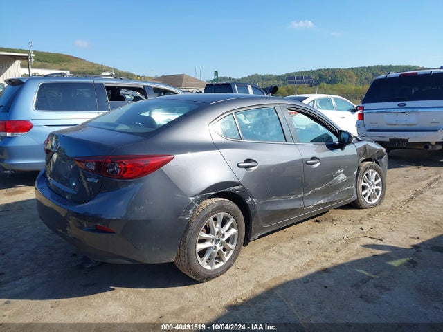 JM1BM1U74G1303569 Mazda Mazda3 I Sport
