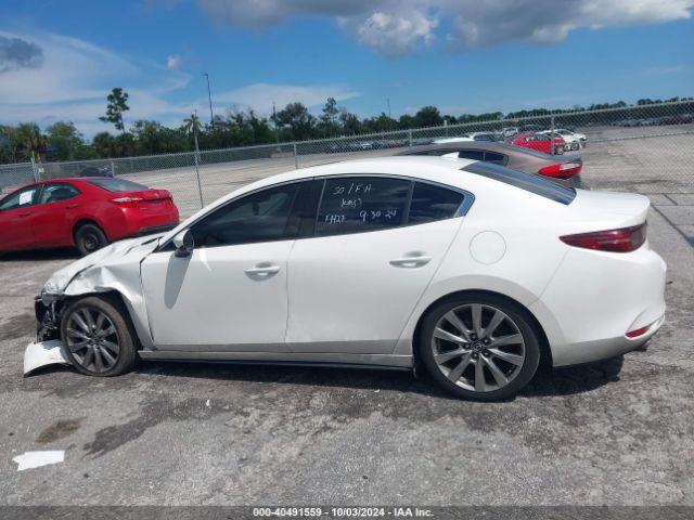 JM1BPADL3M1324686 Mazda Mazda3 Premium