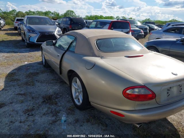 1998 JAGUAR XK8 SAJGX2245WC030819 Photo 2