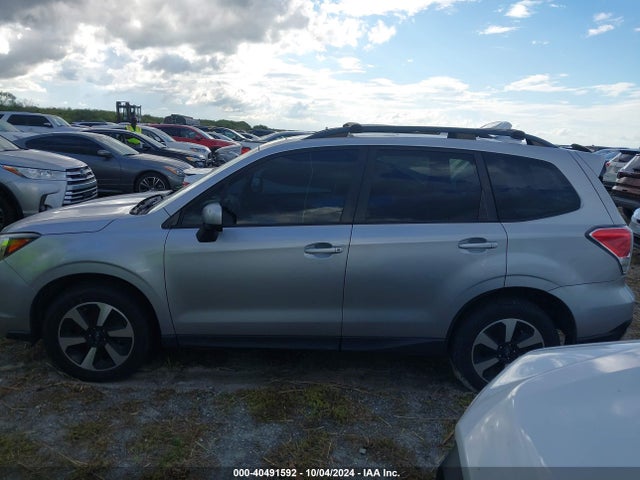 Subaru Forester 2.5i Premium 2017 JF2SJAGC7HH436905 Image 14