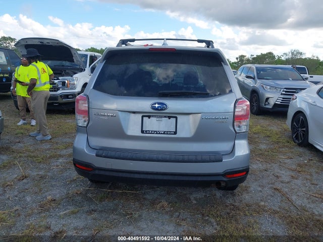 Subaru Forester 2.5i Premium 2017 JF2SJAGC7HH436905 Image 16