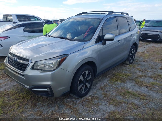 Subaru Forester 2.5i Premium 2017 JF2SJAGC7HH436905 Image 2
