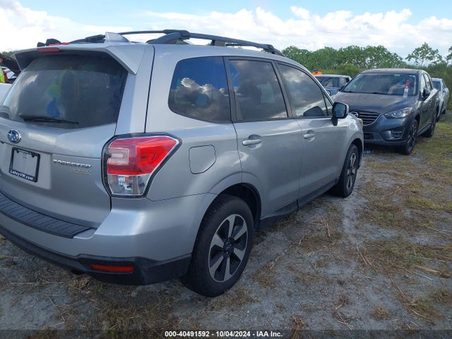 Subaru Forester 2.5i Premium 2017 JF2SJAGC7HH436905 Image 4