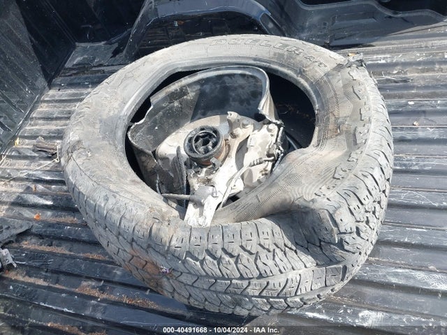 3GTUUCED6PG237021 GMC Sierra 1500 4wd  Short Box Elevation With 3sb