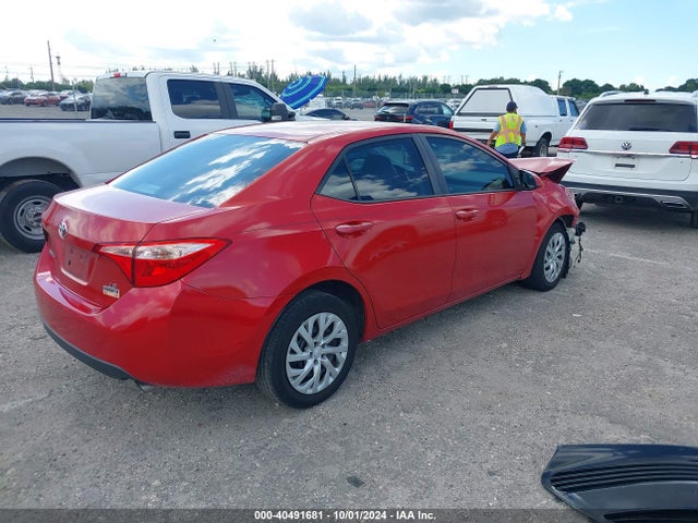 Toyota COROLLA LE 2017 5YFBURHE7HP717417 Image 4