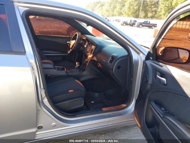 2C3CDXHG2GH226742 Dodge Charger Sxt