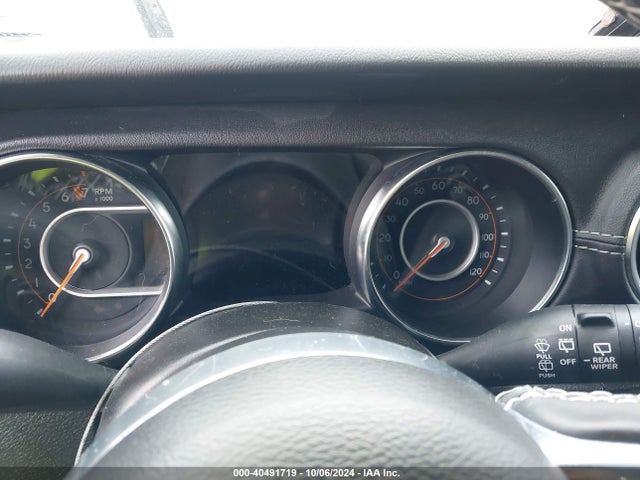 1C4HJXEG7MW701734 Jeep Wrangler Unlimited Sahara 4x4