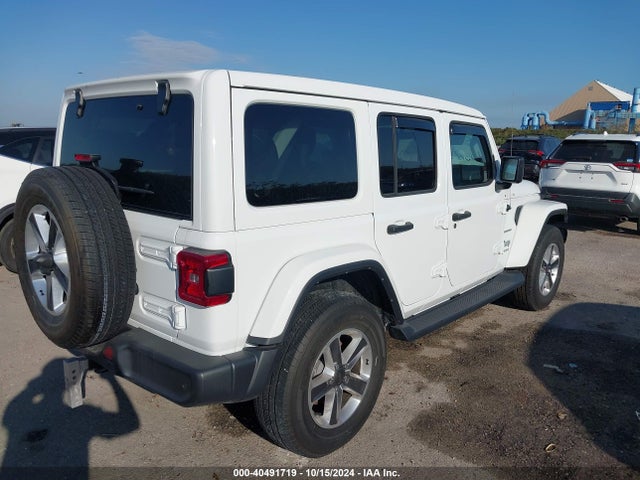 1C4HJXEG7MW701734 Jeep Wrangler Unlimited Sahara 4x4