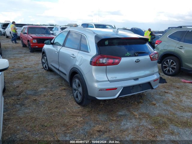 KNDCB3LC6H5073189 KIA NIRO LX