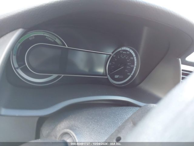 KNDCB3LC6H5073189 KIA NIRO LX