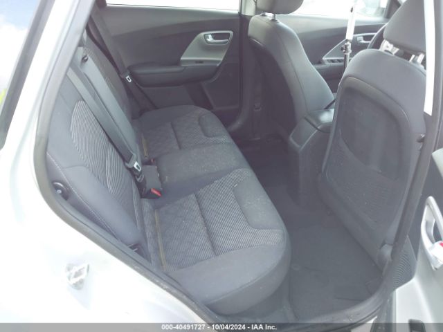 KNDCB3LC6H5073189 KIA NIRO LX